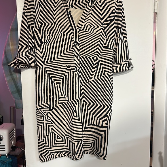 Tori Richard Zebra Print collared Dress. Size 4. NWOT - Picture 4 of 5